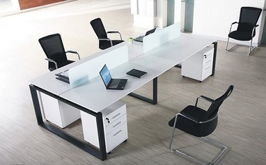 成都企业板式办公桌如何定制?